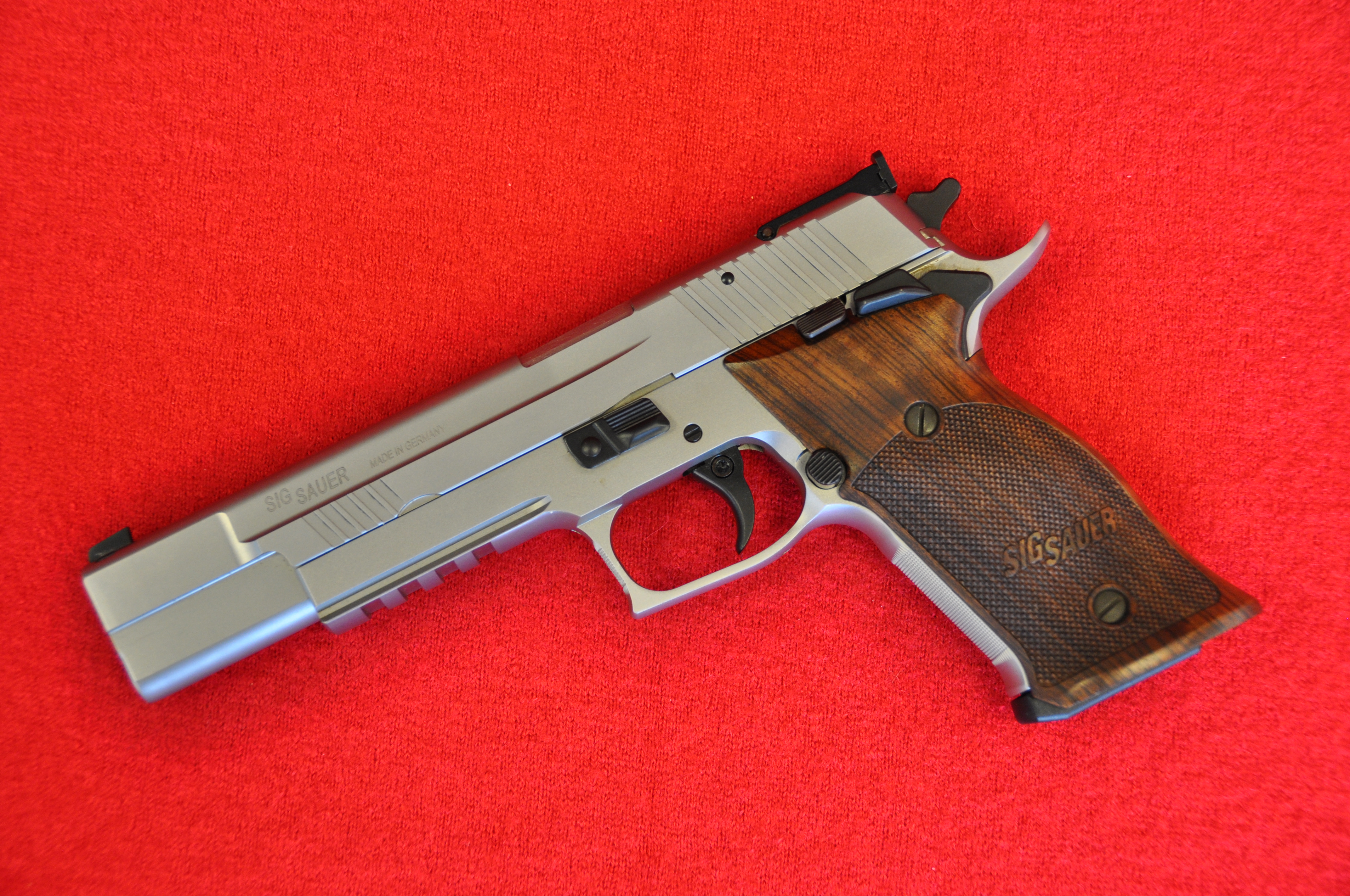 Pistole SIG Sauer P220 S